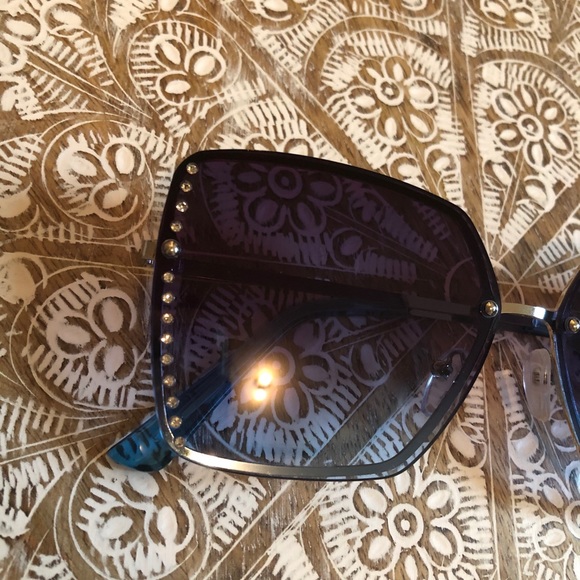 Brand New Blue & Silver Bling Sunglasses - Picture 3 of 8